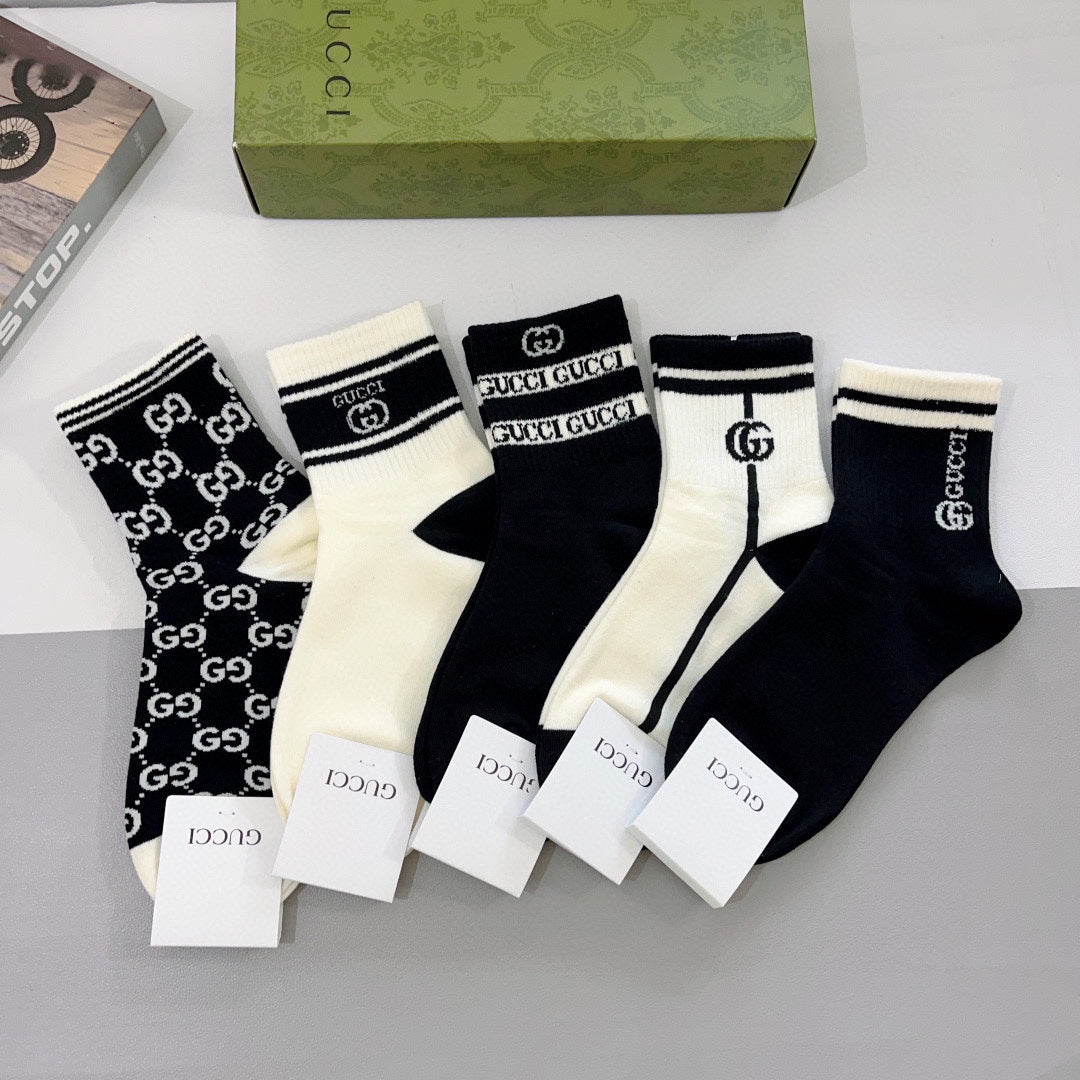 Gucci Cotton Crew Socks 5-Pack - Image 1